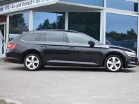Gebraucht Skoda Superb Ambition 150 PS (110 kW) 2023 Schwarz Kombi
