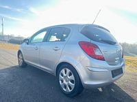 Gebraucht Opel Corsa 87 PS (63 kW) 2010 Silber Limousine