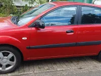 Gebraucht Kia Rio 97 PS (71 kW) 2006 Rot Limousine