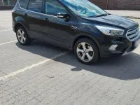 Gebraucht Ford Kuga Titanium 182 PS (133 kW) 2018 Schwarz SUV