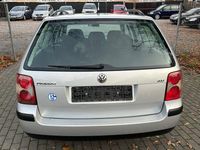 Gebraucht VW Passat 116 PS (85 kW) 2001 Silber Kombi