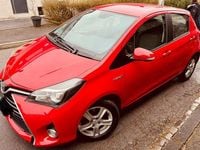 Gebraucht Toyota Yaris 101 PS (74 kW) 2014 Rot Kleinwagen