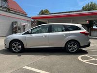 Gebraucht Ford Focus SYNC Edition 116 PS (85 kW) 2014 Polarsilber metallic Kombi