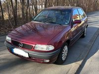 Gebraucht Opel Astra 75 PS (55 kW) 1997 Rot Limousine