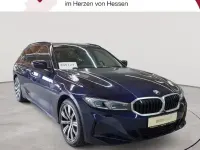 Gebraucht BMW 320 Sport Line 190 PS (139 kW) 2023 Tansanitblau metallic Kombi