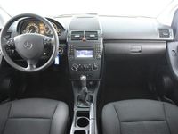 Gebraucht Mercedes A160 95 PS (69 kW) 2012 Silber Van / Kleinbus