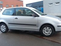 Gebraucht VW Polo 64 PS (47 kW) 2003 Silber Kleinwagen