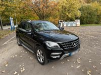 Gebraucht Mercedes ML250 204 PS (150 kW) 2012 Schwarz SUV
