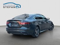Gebraucht Jaguar XE R-Dynamic 179 PS (131 kW) 2019 Grau Limousine