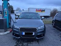 Gebraucht Audi A1 Ambiente 105 PS (77 kW) 2013 Grau Kleinwagen