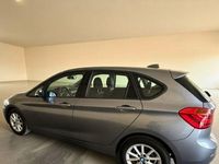 Gebraucht BMW 218 Basis 150 PS (110 kW) 2015 Silber Kombi