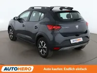 Gebraucht Dacia Sandero Comfort 91 PS (66 kW) 2021 Grau Limousine