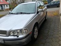 Gebraucht Volvo V40 140 PS (102 kW) 1999 Silber Kombi