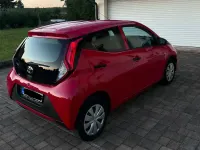 Gebraucht Toyota Aygo 72 PS (52 kW) 2019 Rot Kleinwagen