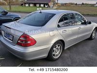 Gebraucht Mercedes E220 150 PS (110 kW) 2005 Silber Limousine