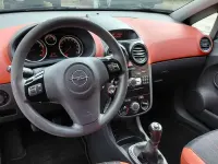 Gebraucht Opel Corsa Sport 80 PS (58 kW) 2009 Starsilber Kleinwagen