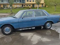 Gebraucht Mercedes 300 88 PS (64 kW) 1983 Blau Limousine