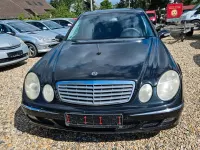 Gebraucht Mercedes E240 Elegance 177 PS (130 kW) 2003 Schwarz Limousine