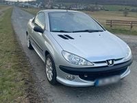Gebraucht Peugeot 206 CC 136 PS (100 kW) 2002 Silber Cabrio