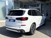 Gebraucht BMW X5 M Sport 352 PS (258 kW) 2024 Weiß SUV