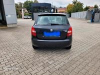 Gebraucht Skoda Fabia 69 PS (50 kW) 2010 Schwarz Limousine