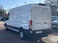 Gebraucht Ford Transit 131 PS (96 kW) 2024 Weiß Limousine