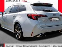 Neu Toyota Corolla 196 PS (144 kW) 2026 Grau Kombi