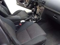 Gebraucht Toyota Avensis Executive 177 PS (130 kW) 2006 Grau Kombi