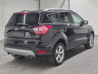Gebraucht Ford Kuga Titanium 150 PS (110 kW) 2017 Iridiumschwarz metallic SUV