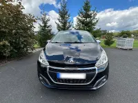 Gebraucht Peugeot 208 110 PS (80 kW) 2015 Schwarz Kleinwagen