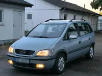 Gebraucht Opel Zafira 125 PS (91 kW) 2002 Silber Van / Kleinbus
