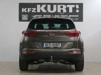 Gebraucht Kia Sportage Vision 132 PS (97 kW) 2017 Sandbeige (metallic) SUV