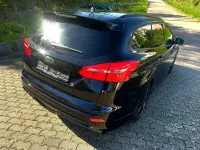 Gebraucht Ford Focus ST-Line 125 PS (91 kW) 2017 Schwarz Limousine