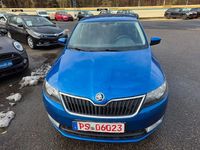 Gebraucht Skoda Rapid Active 90 PS (66 kW) 2016 Blau Kleinwagen