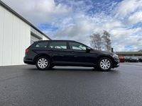 Gebraucht VW Passat Conceptline 150 PS (110 kW) 2022 Schwarz Kombi