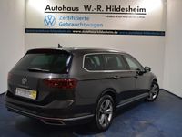 Gebraucht VW Passat Elegance 200 PS (147 kW) 2020 Grau Kombi