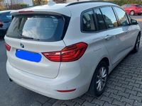 gebraucht BMW 218 Gran Tourer 218d Advantage Advantage