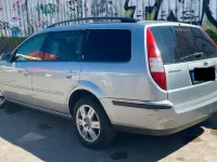 Gebraucht Ford Mondeo 130 PS (95 kW) 2004 Silber Kombi