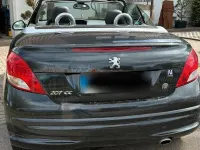 Gebraucht Peugeot 207 CC 120 PS (88 kW) 2011 Schwarz Cabrio