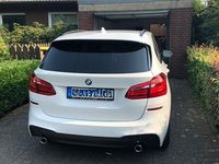 Gebraucht BMW 220 Active Tourer Performance 190 PS (139 kW) 2017 Weiß Van / Kleinbus