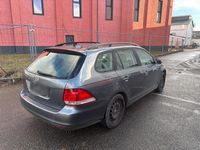 Gebraucht VW Golf V 102 PS (75 kW) 2009 Kombi