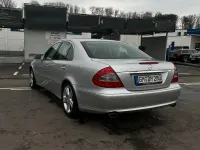 Gebraucht Mercedes E280 190 PS (139 kW) 2007 Silber Limousine