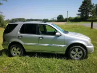 Gebraucht Mercedes ML270 Edition 163 PS (119 kW) 2005 Silber SUV