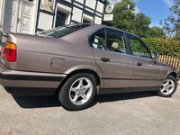 Second-hand BMW 525 170 CP (125 kW) 1988 Bej Berlinǎ