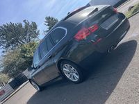 Gebraucht BMW 520 184 PS (135 kW) 2012 Schwarz Kombi
