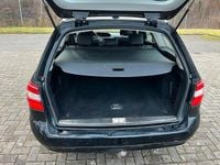 Gebraucht Mercedes E250 204 PS (150 kW) 2010 Schwarz Kombi