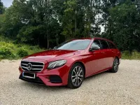 Gebraucht Mercedes E300 AMG line 306 PS (225 kW) 2018 Rot Limousine