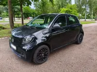 Gebraucht Smart ForFour Electric Drive 60 kW (82 PS) 2018 Schwarz Kleinwagen