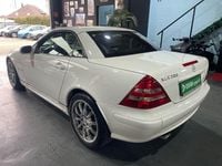 Gebraucht Mercedes SLK200 Edition 163 PS (119 kW) 2000 Weiß Cabrio