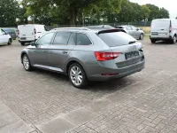 Gebraucht Skoda Superb Ambition 150 PS (110 kW) 2022 Grau Kombi